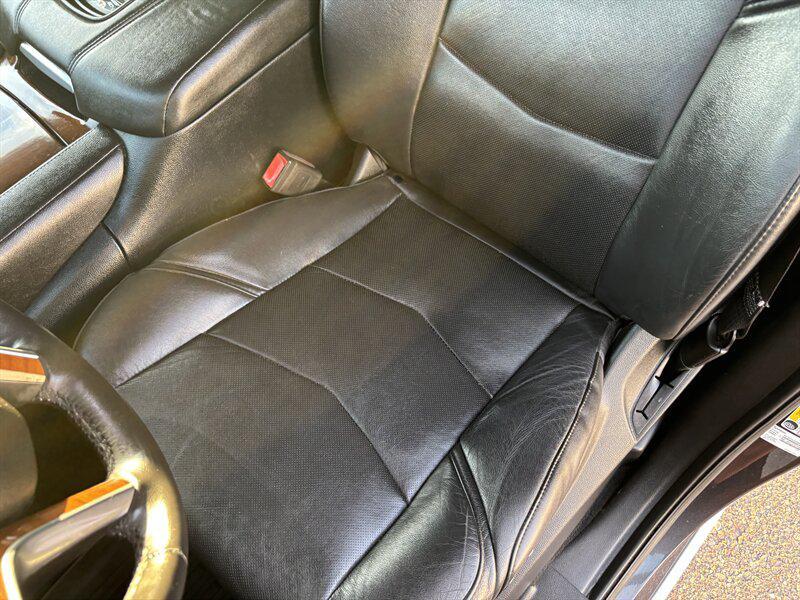 used 2018 Cadillac Escalade car, priced at $33,798