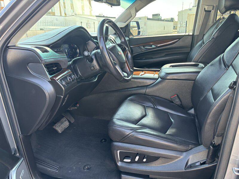 used 2020 Cadillac Escalade car, priced at $37,988