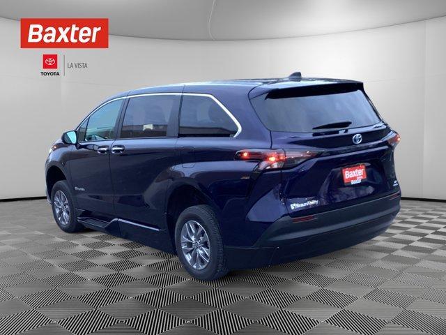 used 2023 Toyota Sienna car, priced at $69,750