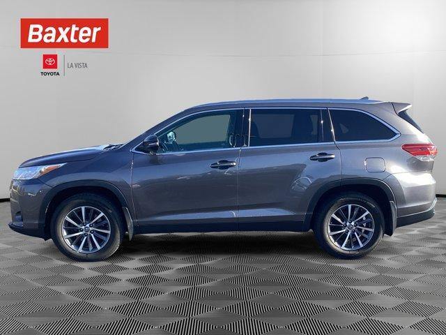 used 2019 Toyota Highlander car, priced at $29,000