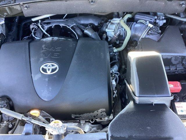 used 2019 Toyota Highlander car, priced at $29,000