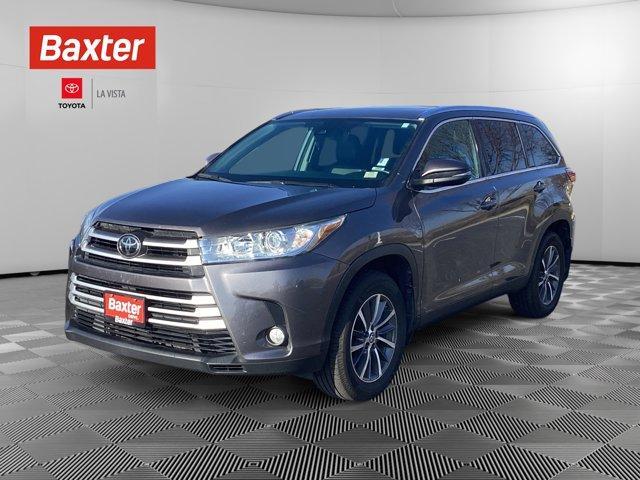 used 2019 Toyota Highlander car, priced at $29,000