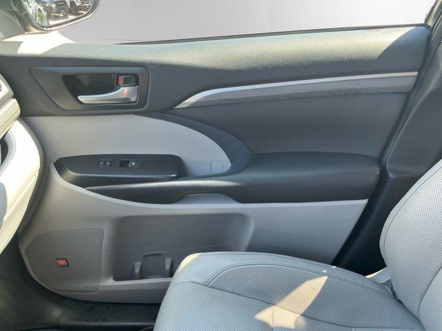 used 2018 Toyota Highlander car, priced at $33,000
