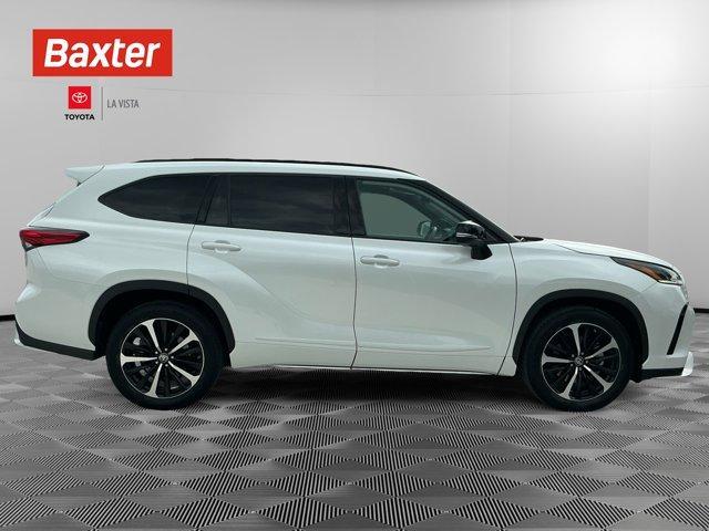 used 2022 Toyota Highlander car, priced at $42,500