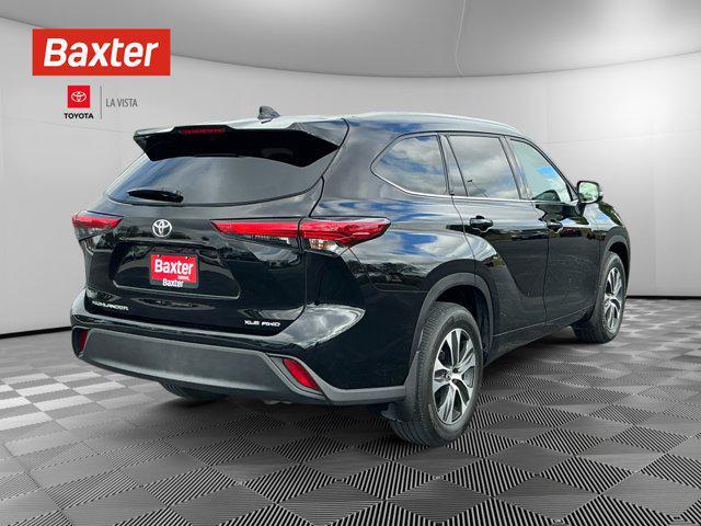 used 2022 Toyota Highlander car, priced at $40,000