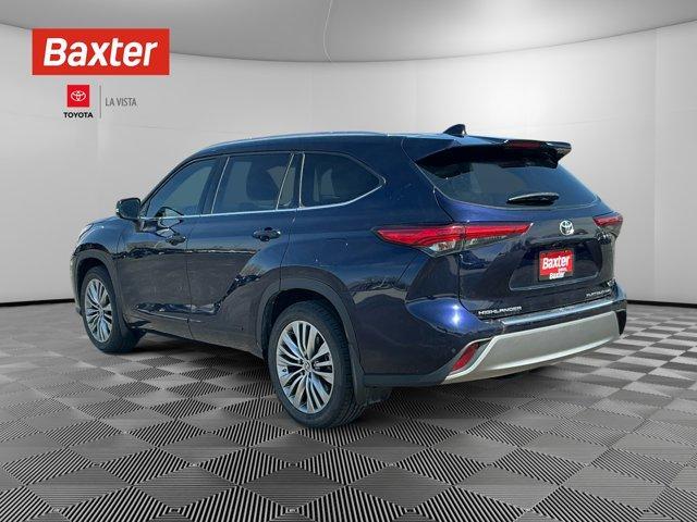 used 2021 Toyota Highlander car, priced at $41,588