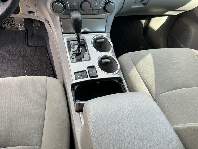 used 2013 Toyota Highlander car, priced at $20,000