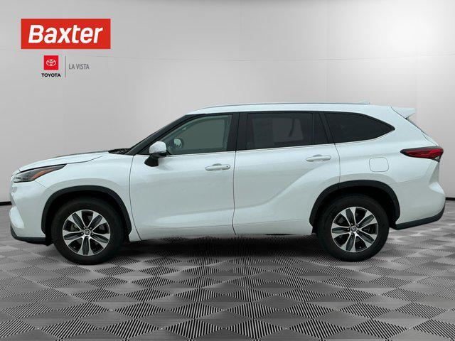 used 2023 Toyota Highlander car, priced at $35,975