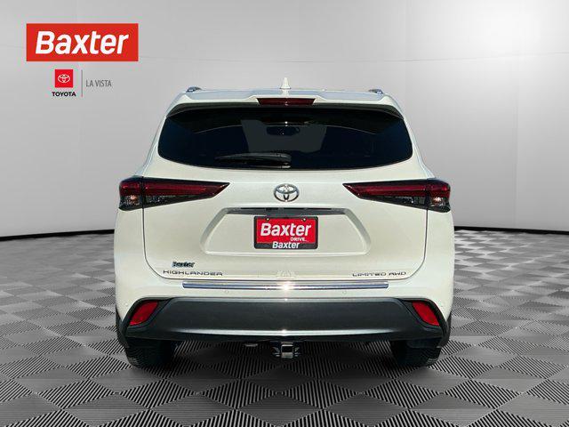 used 2020 Toyota Highlander car, priced at $33,289