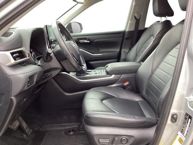 used 2021 Toyota Highlander car, priced at $33,500