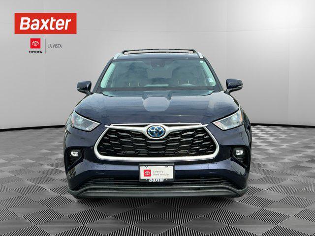 used 2022 Toyota Highlander Hybrid car, priced at $41,989