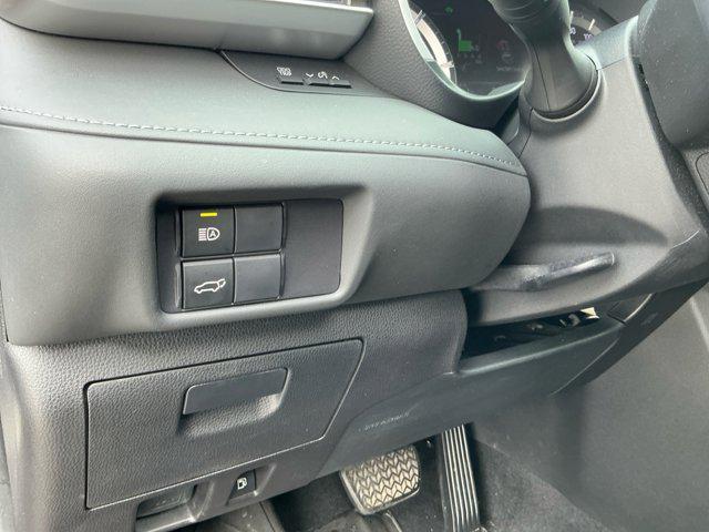 used 2022 Toyota Highlander Hybrid car, priced at $41,989