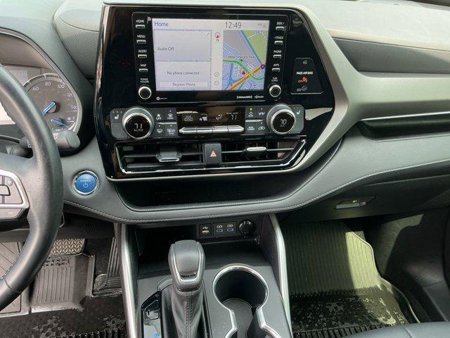 used 2022 Toyota Highlander Hybrid car, priced at $41,989