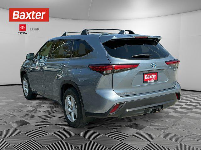 used 2020 Toyota Highlander Hybrid car, priced at $33,659