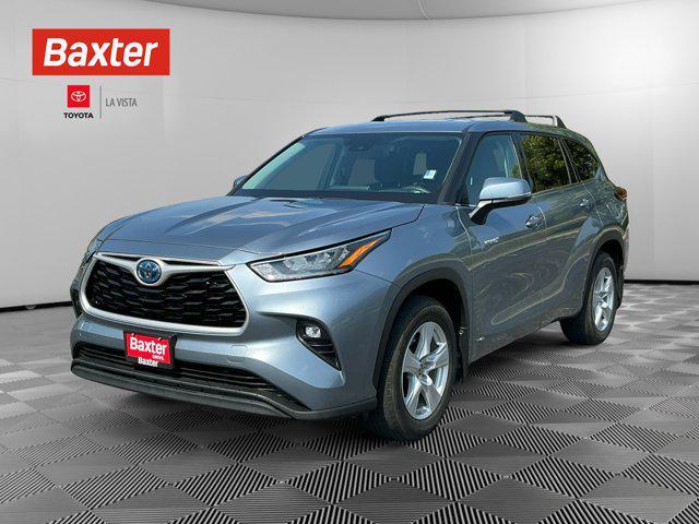 used 2020 Toyota Highlander Hybrid car, priced at $33,659