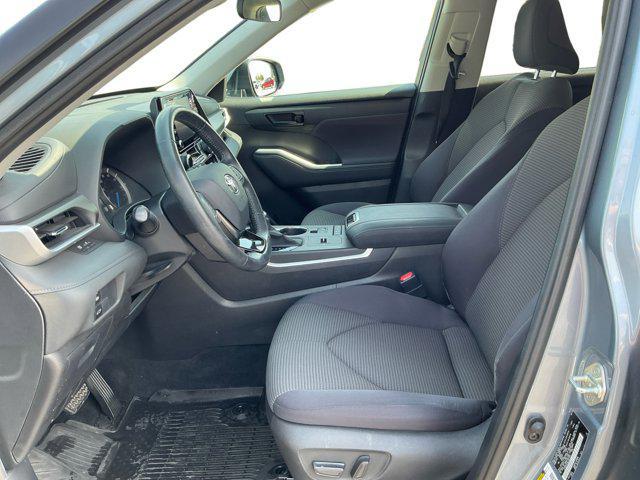 used 2020 Toyota Highlander Hybrid car, priced at $33,659