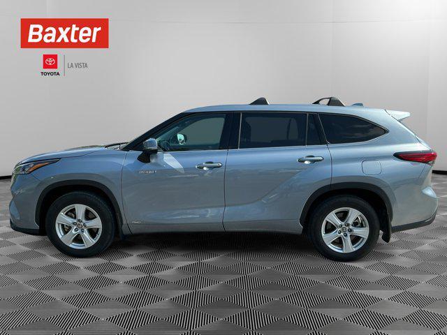 used 2020 Toyota Highlander Hybrid car, priced at $33,659