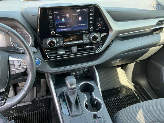 used 2020 Toyota Highlander Hybrid car, priced at $33,659
