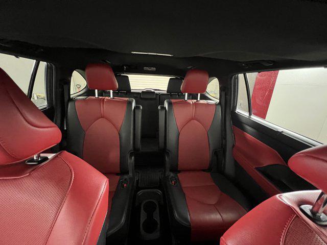 used 2023 Toyota Highlander car, priced at $40,000