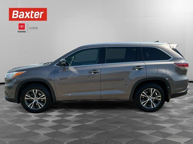 used 2016 Toyota Highlander car, priced at $28,000
