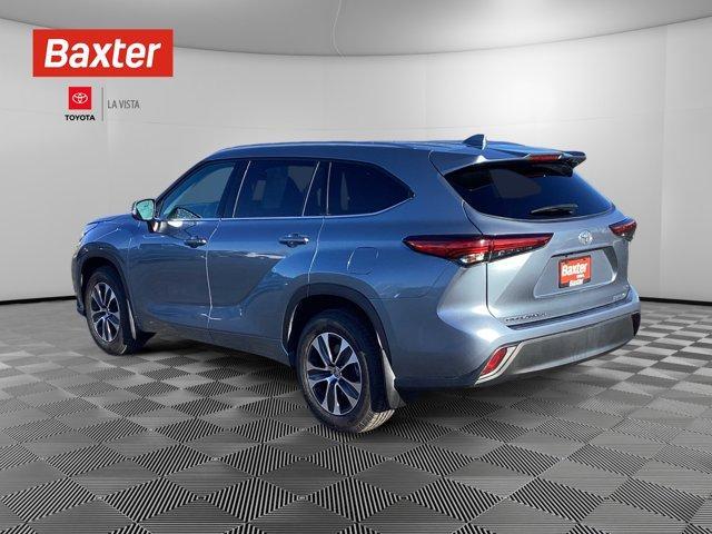 used 2020 Toyota Highlander car, priced at $35,000