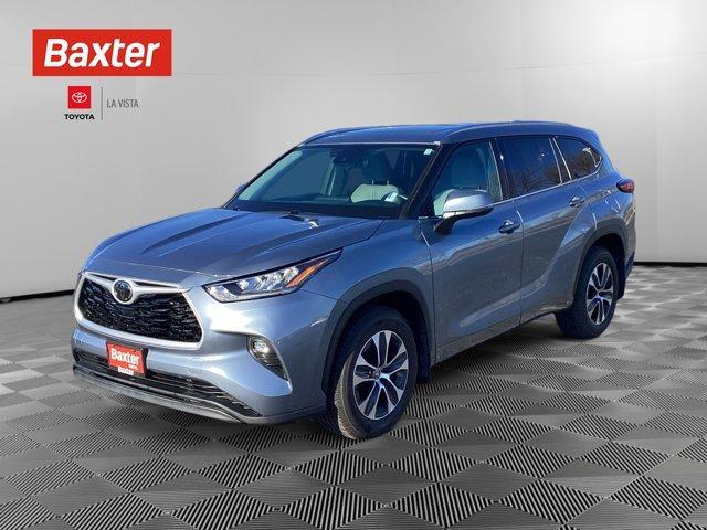 used 2020 Toyota Highlander car, priced at $35,000