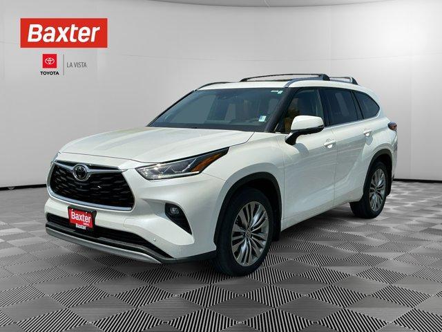 used 2021 Toyota Highlander car, priced at $43,500