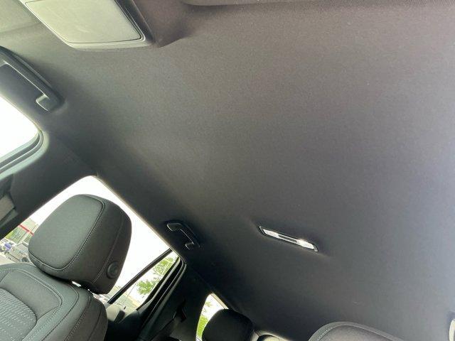 used 2025 Chevrolet Equinox car, priced at $31,500