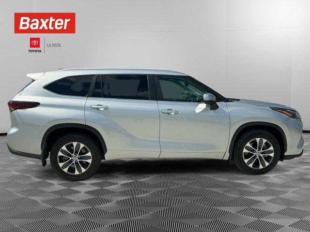 used 2024 Toyota Highlander car, priced at $43,688