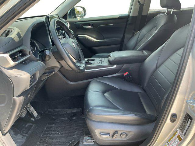used 2024 Toyota Highlander car, priced at $43,688
