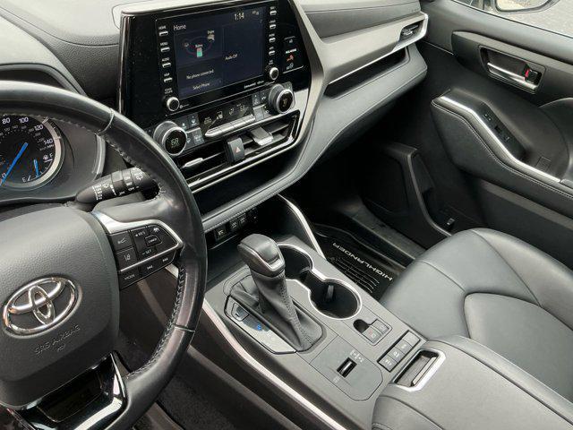 used 2021 Toyota Highlander Hybrid car, priced at $30,000