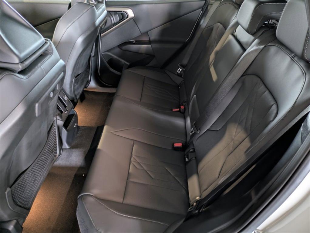 new 2025 BMW X3 car