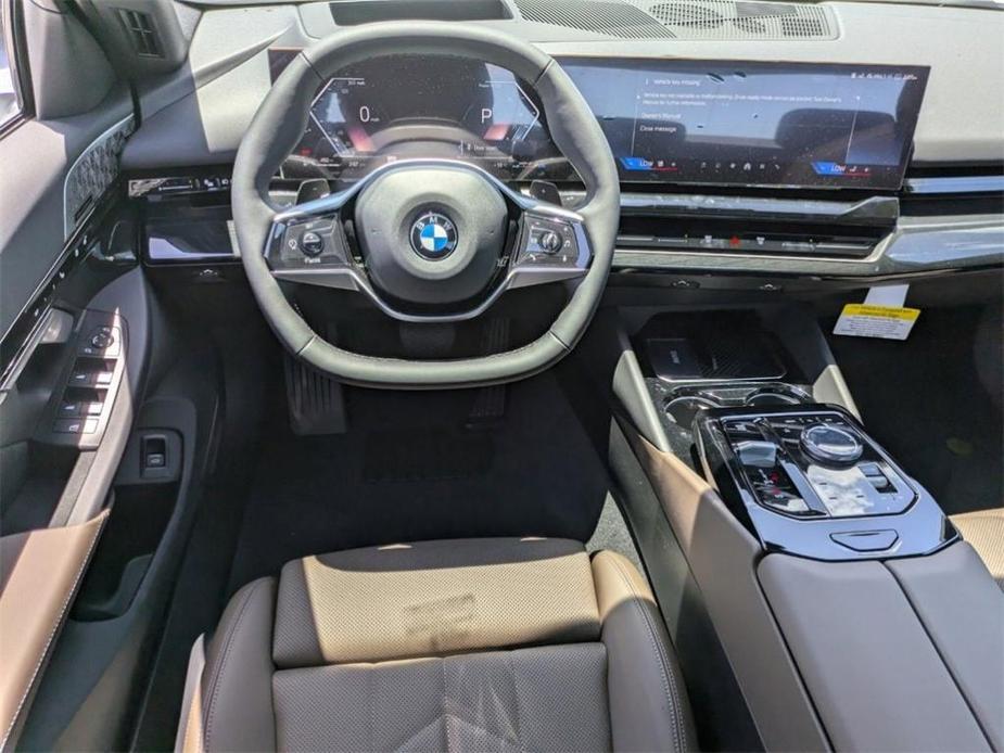 new 2024 BMW 530 car