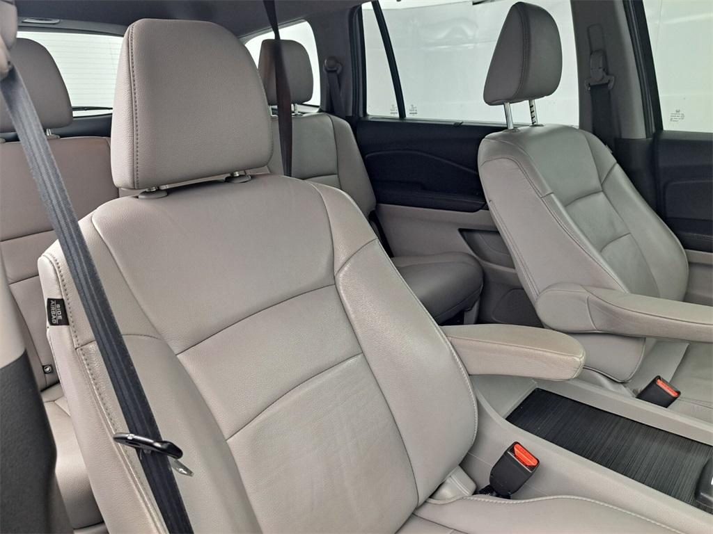 used 2020 Honda Pilot car, priced at $23,495