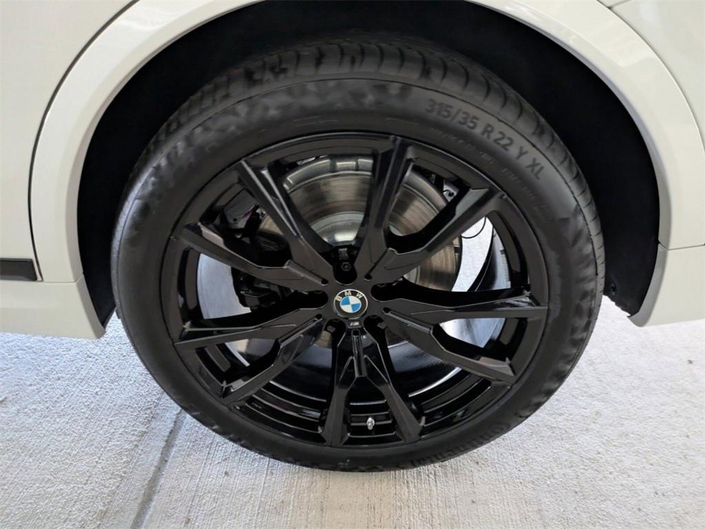 new 2026 BMW X7 car