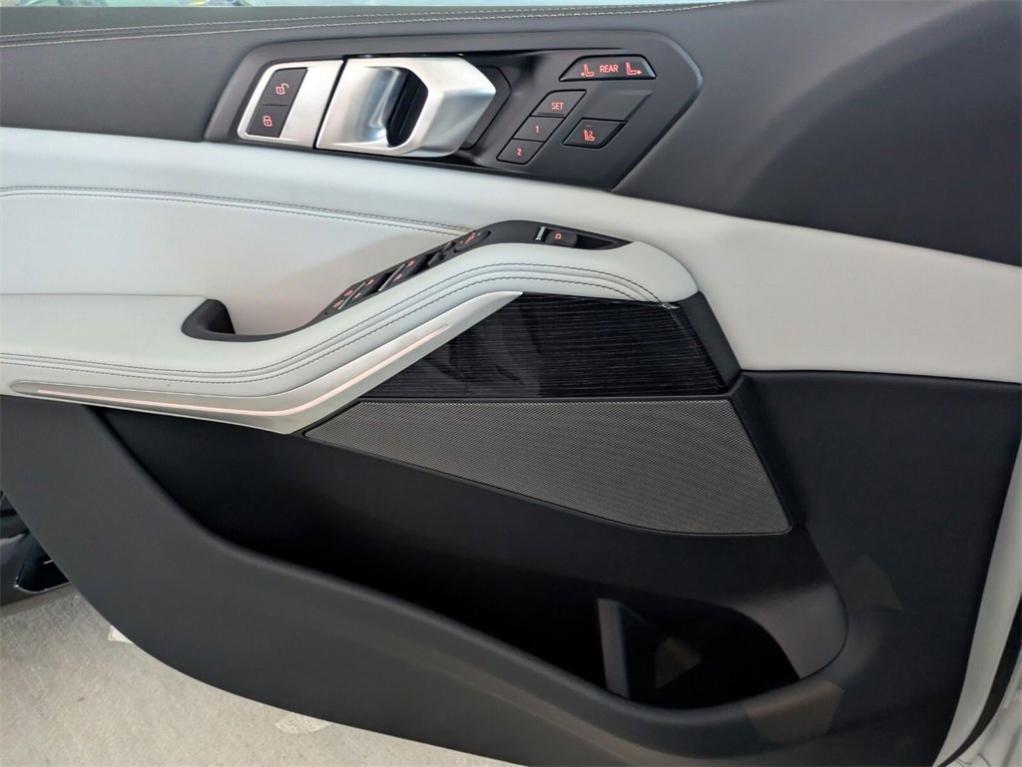 new 2026 BMW X7 car