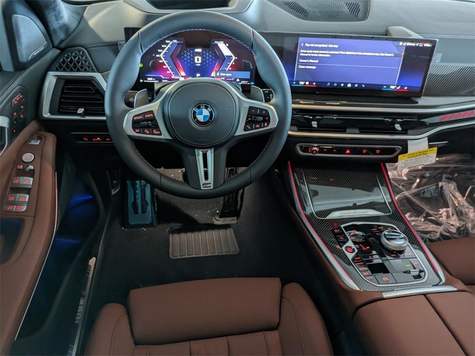 new 2025 BMW X7 car