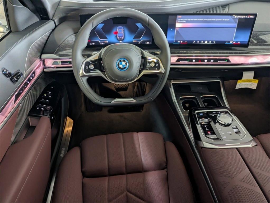 new 2025 BMW i7 car