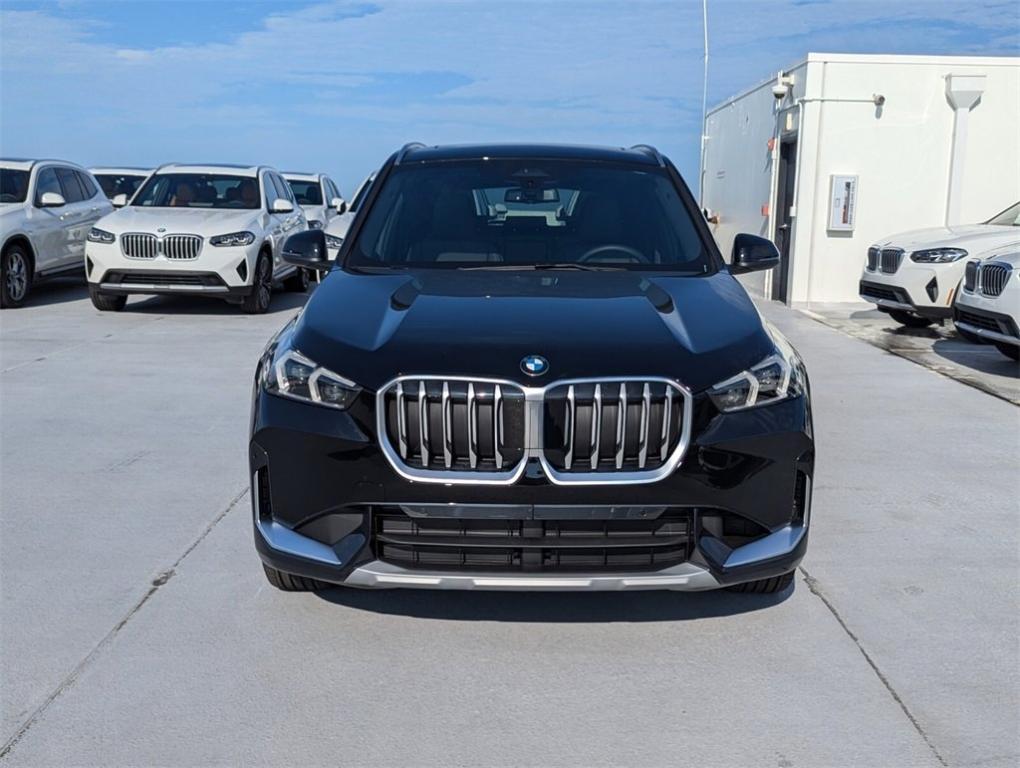 new 2025 BMW X1 car