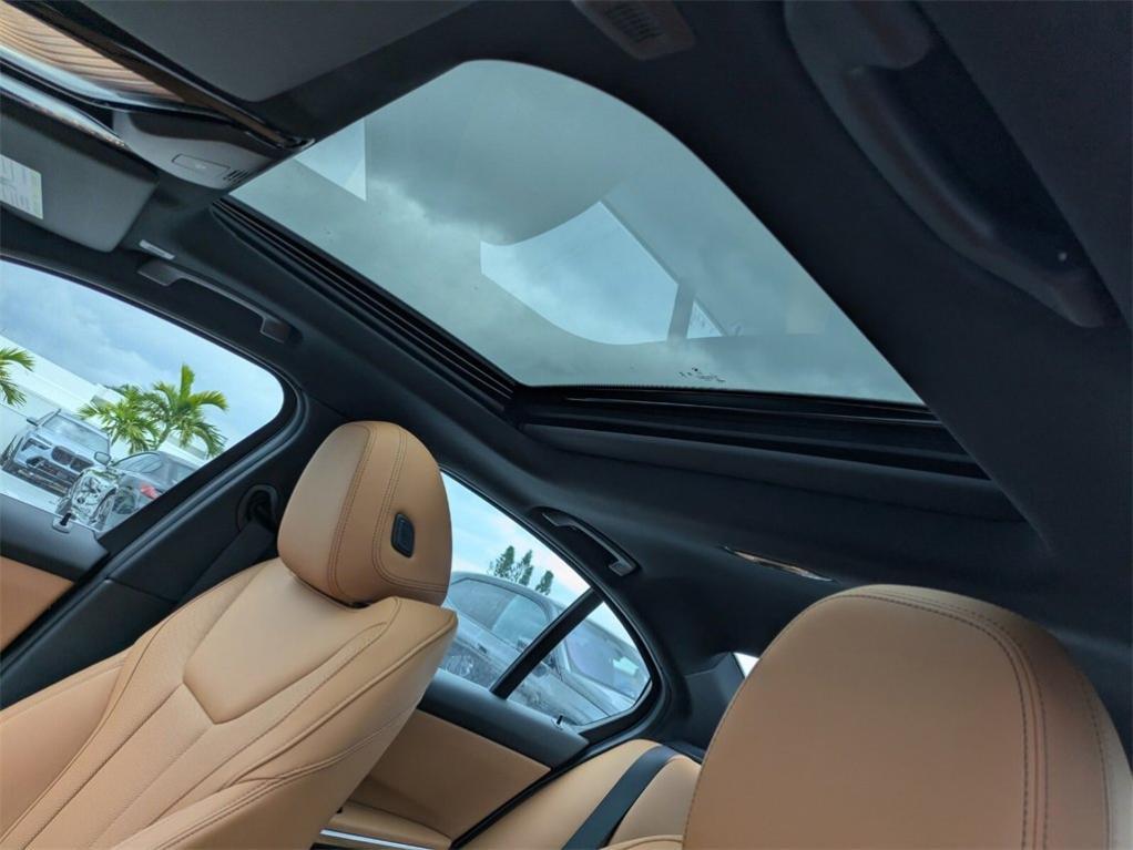 new 2025 BMW 330 car