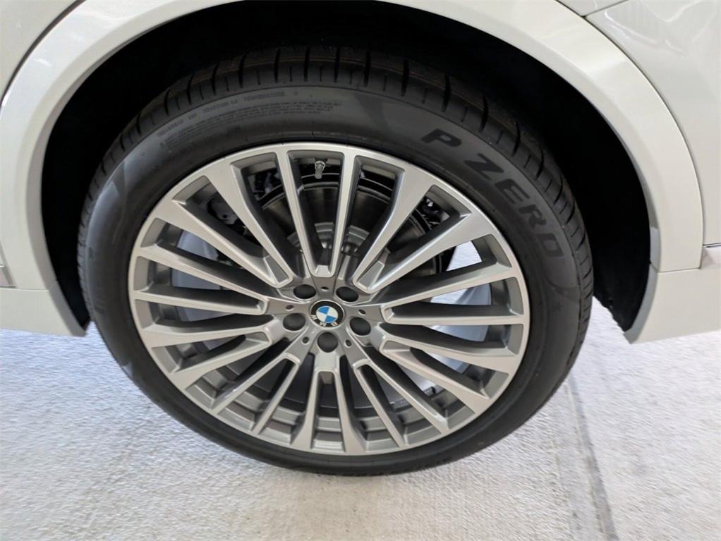 new 2026 BMW X7 car