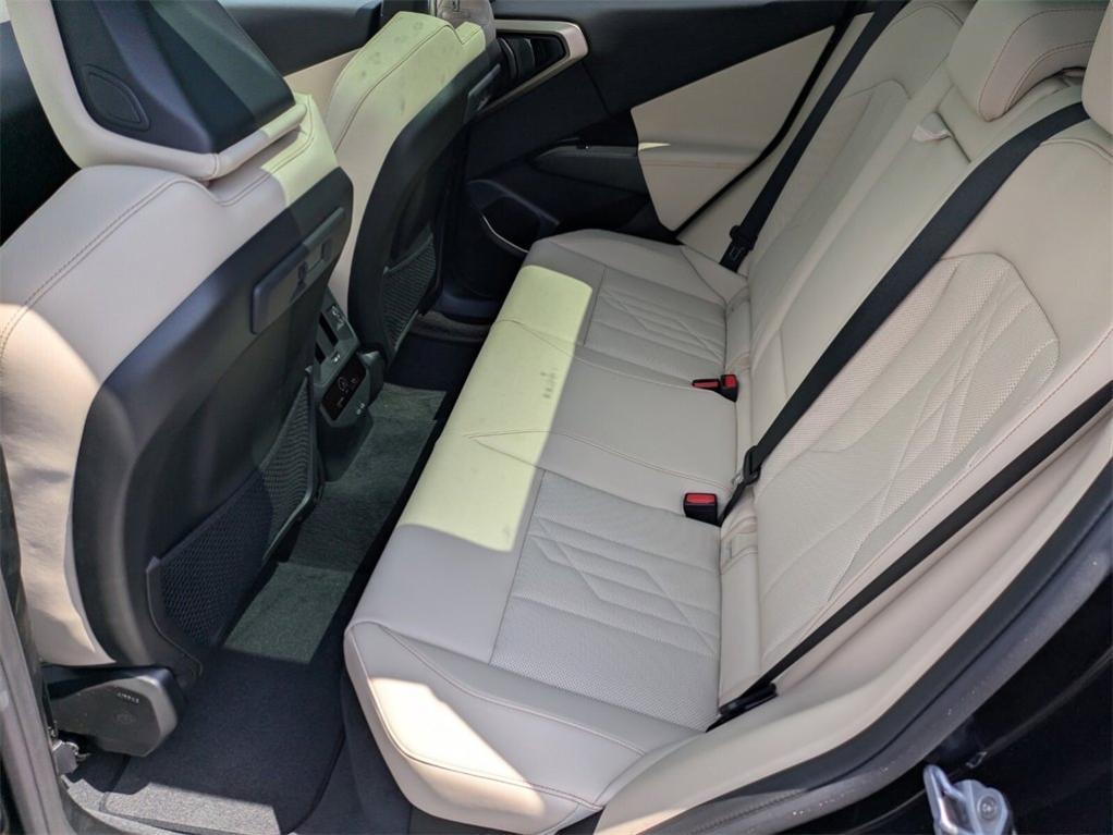 new 2025 BMW X3 car