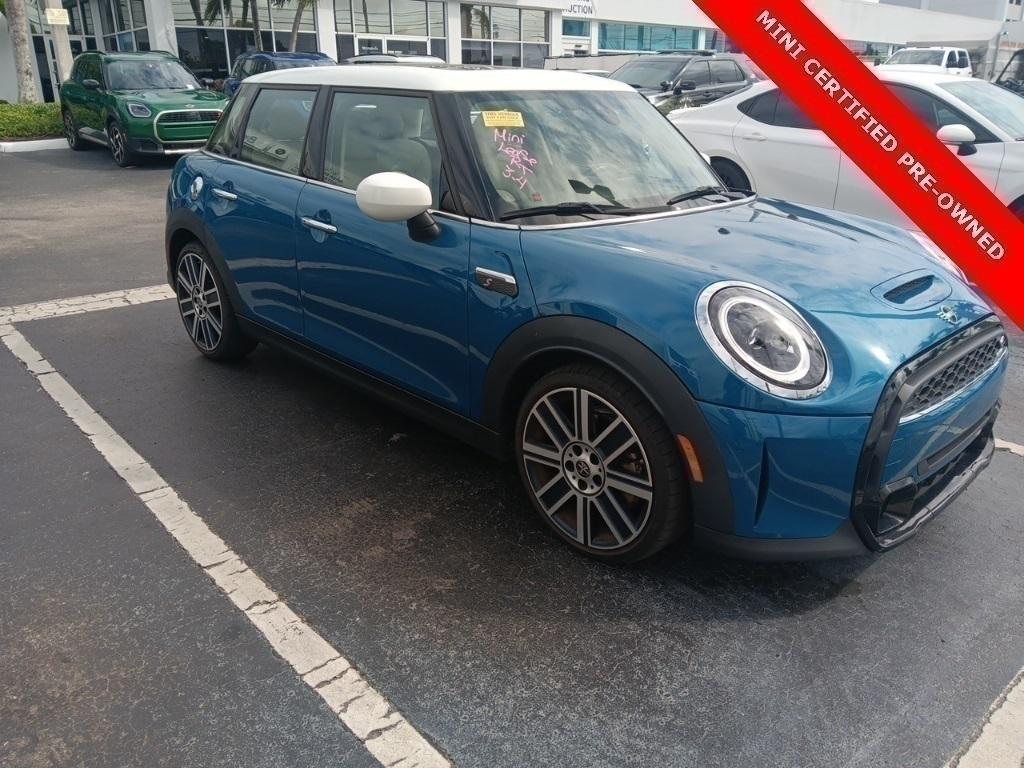 used 2022 MINI Hardtop car, priced at $26,495