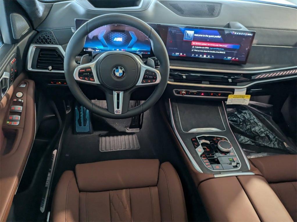 new 2025 BMW X7 car