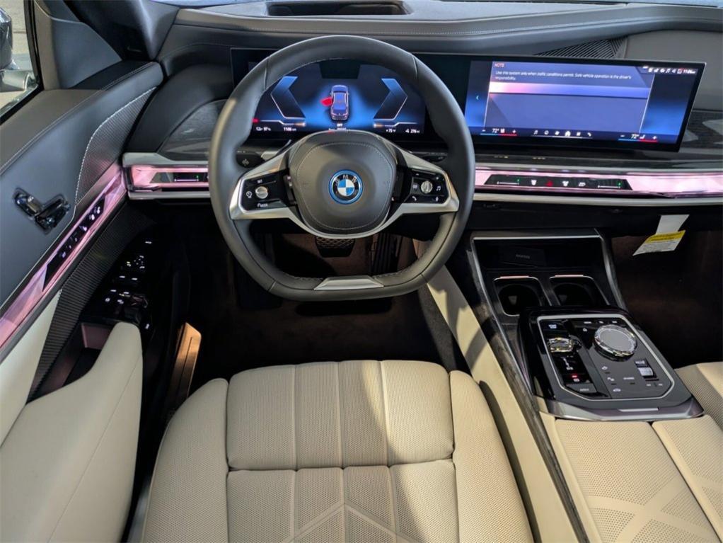 new 2025 BMW i7 car