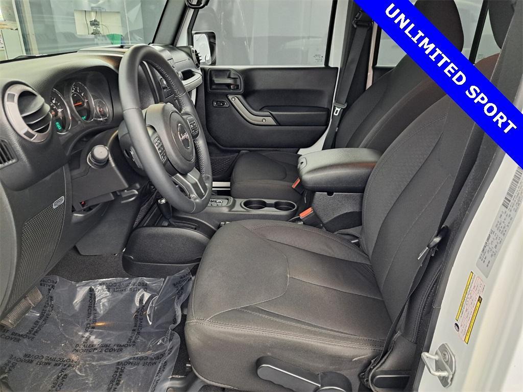 used 2015 Jeep Wrangler Unlimited car, priced at $22,999