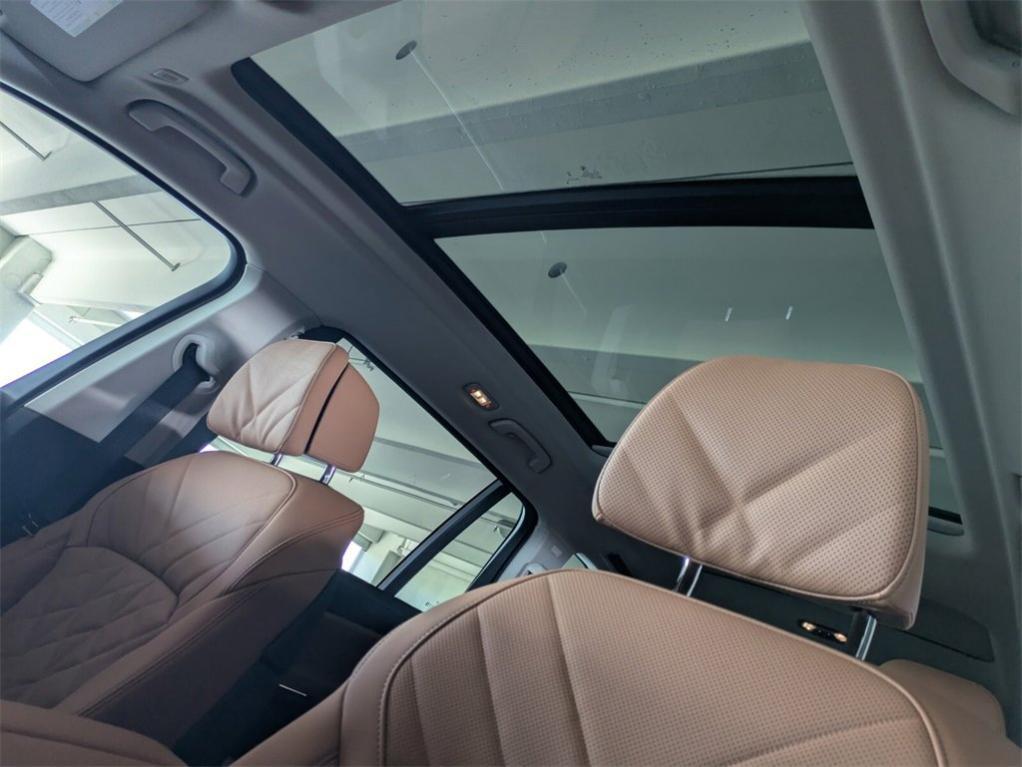 new 2026 BMW X7 car