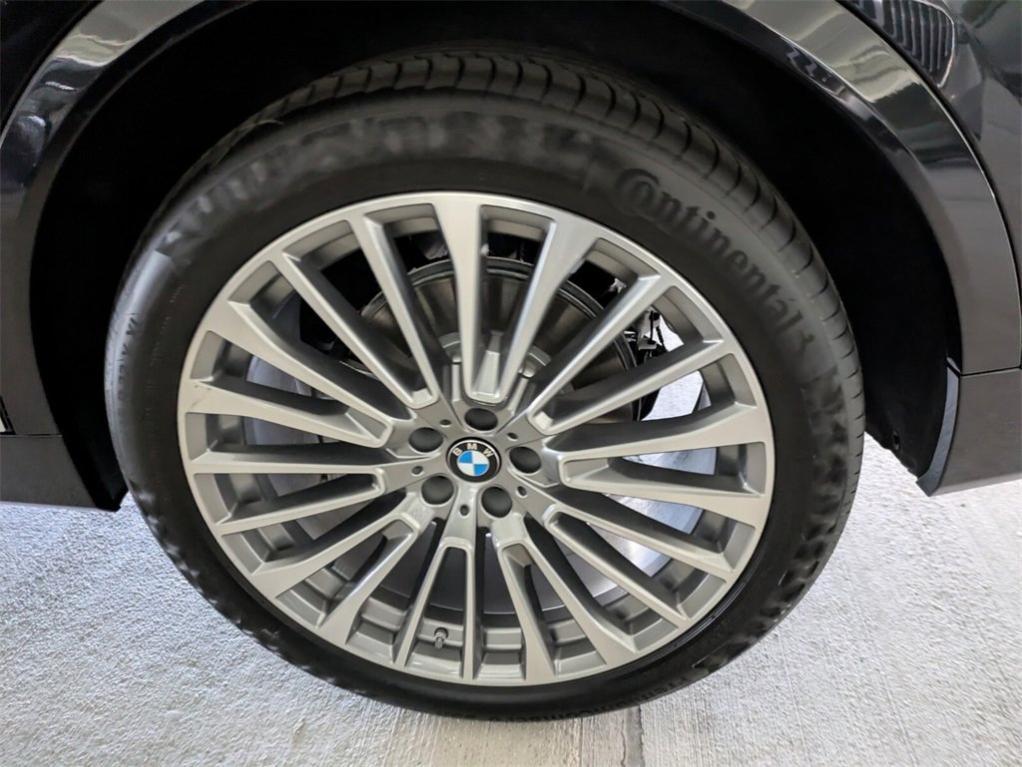 new 2026 BMW X7 car