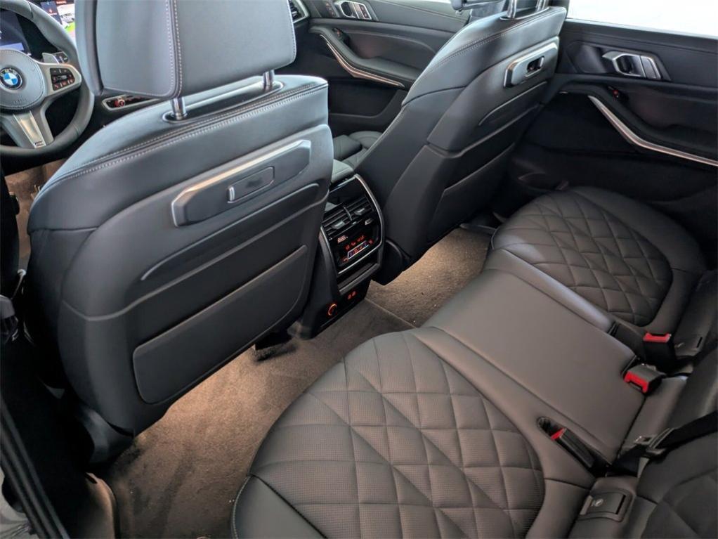 new 2026 BMW X7 car