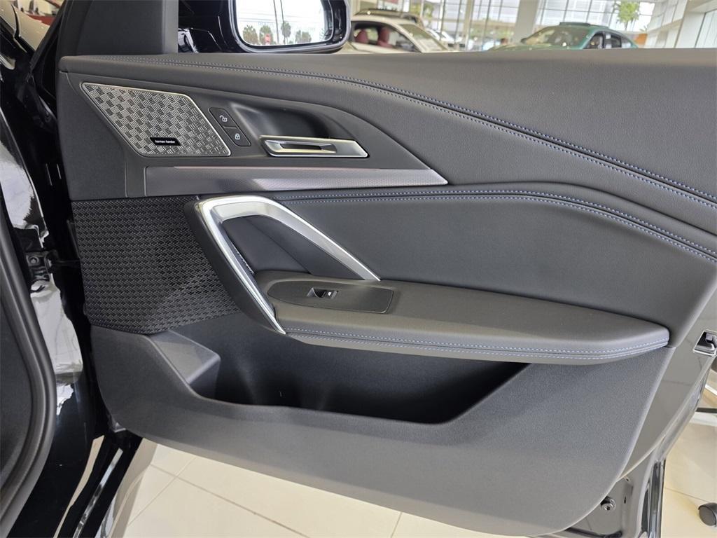 new 2025 BMW X1 car